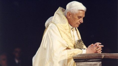 Há 6 anos Bento XVI anunciou a renúncia ao pontificado #BentoXVI #DeusEhMaior #BrunoRodrigues.jpeg